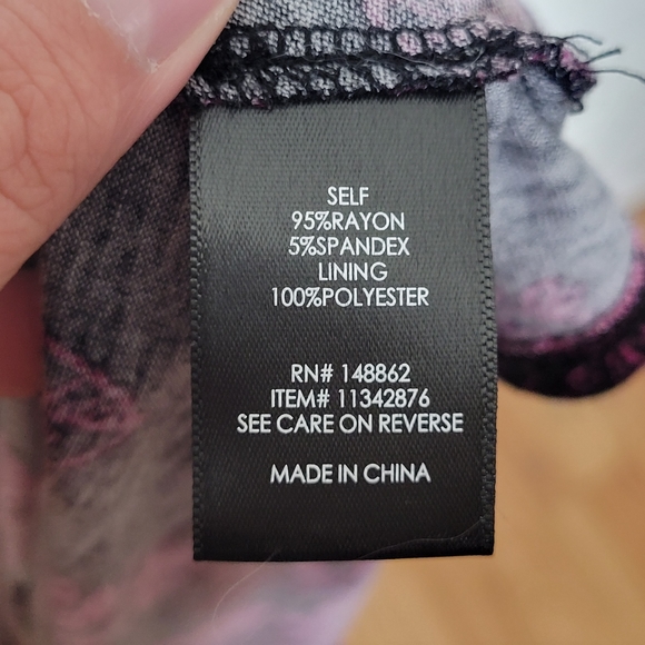 Torrid Floral High Neck Jersey Maxi Dress PLUS 0X EUC 11342876 - Picture 11 of 14